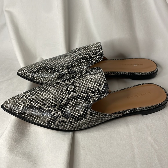 Banana Republic Snakeskin Mules - Size 8.5 - Picture 5 of 6